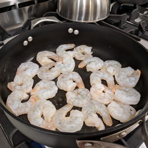 saute shrimp in skillet